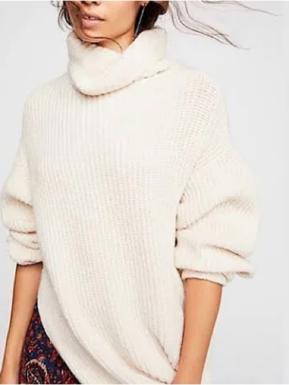 Free People Cream Chunky Knit Cowl Neck Sweater – Women’s Medium